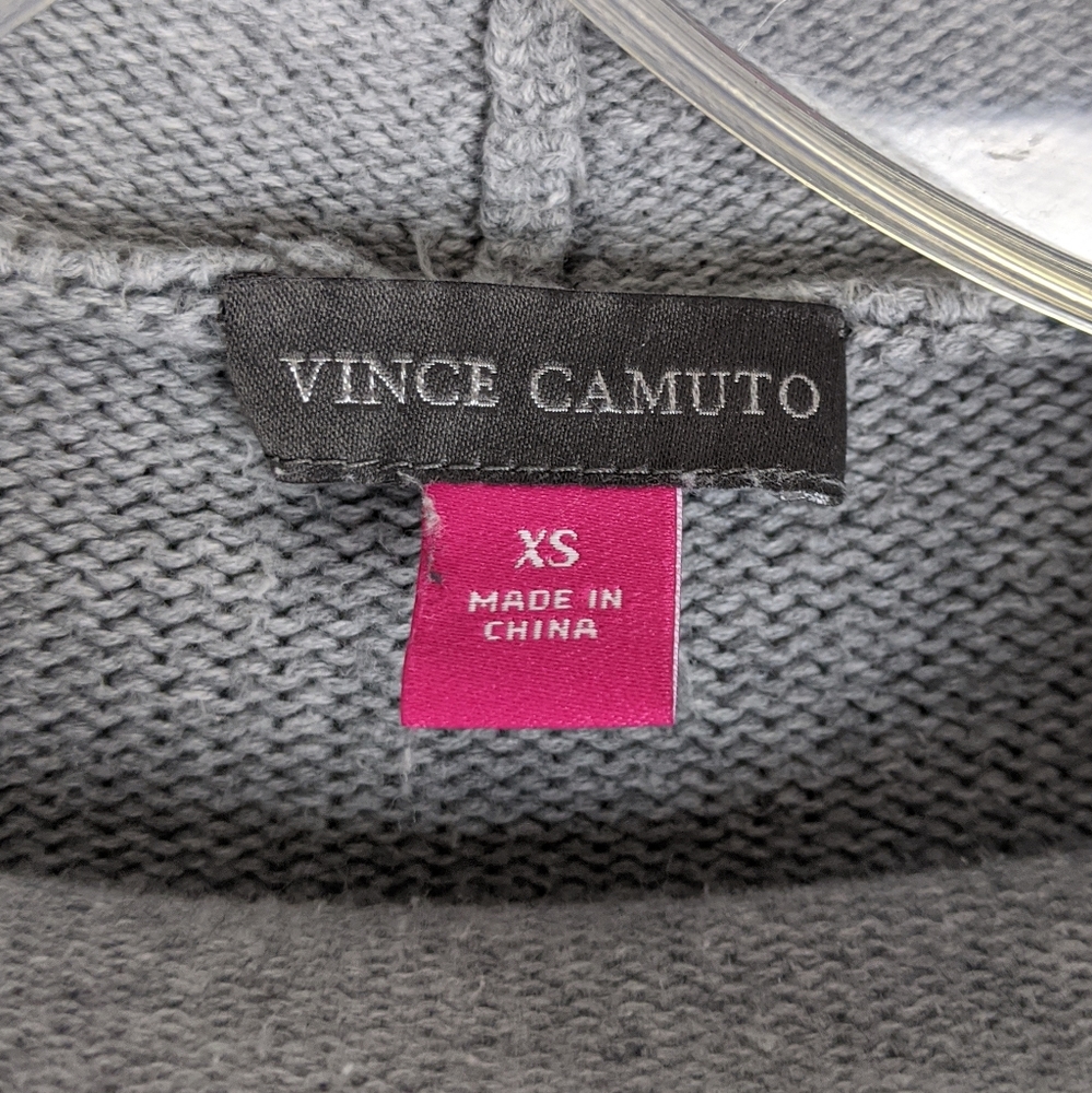 Vince Camuto | Gray Color Block Sweater -E36 - Picture 4 of 5